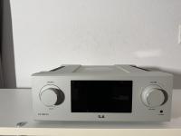 T+A T + A PA 3000 HV High End Stereo Vollverstärker in silber