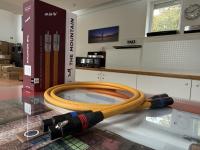 3T The Mountain Hybrid XLR 1m