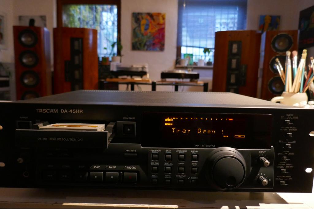 Tascam Tascam DA45 HR (24 Bit) inkl. 30 DatKassetten ( org