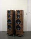 Elysian 4 walnuss High-End Lautsprecher