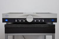 SAGA C1 -battery powered tube preamp-