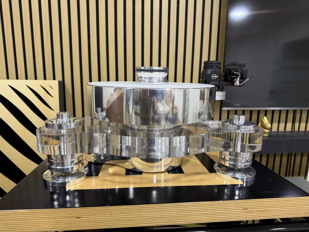 Transrotor Transrotor Rodino - Kuzma VTA 313 Reference 12“ -AMG