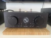 Modwright LS99 balanced tube preamp - like new