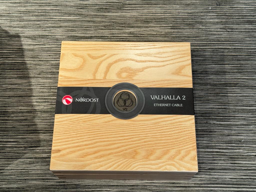Valhalla 2 Ethernet cable 2m - as new, warranty