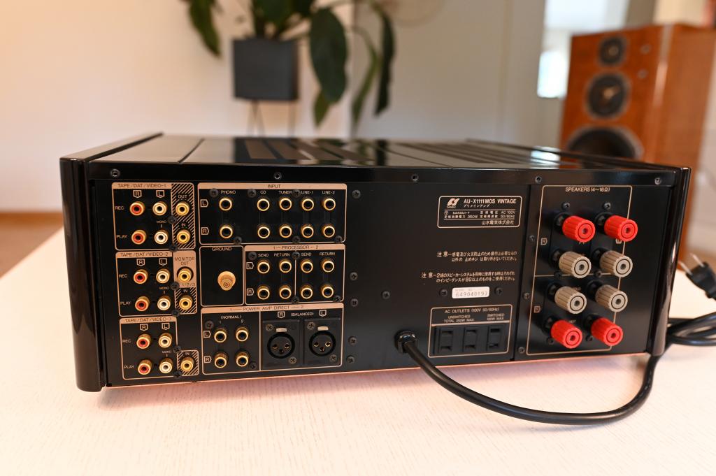 Sansui AUX1111MOS Vintage Integrated Amplifier (100volt Japanese