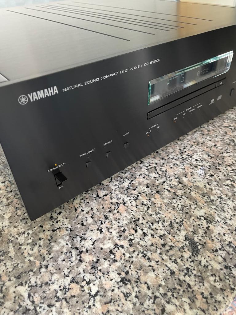 Yamaha CD-S 3000 in schwarz