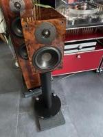 Wilson Benesch Square One Series II