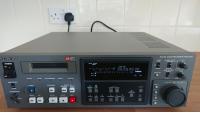 Sony PCM-7040 Professional Digital Audio Recorder DAT - Perfect