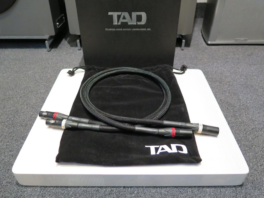 TAD Technical Audio Devices Laboratories IC010XM (7885259926) Ausstellungsstück XLRKabel