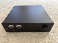 DAC 200 schwarz High End DAC mit Vorstufe