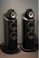 802 D4 Gloss Black