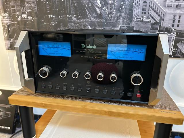 McIntosh Mcintosh MA7000 perfect and complete