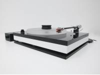 DPS3 mit Tonarm High-End Plattenspieler