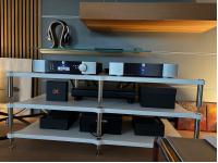 390 und Moon 330 A 2-tone Vor- und Endstufenkombination mit Zubehör +++ Herstellergarantie +++ Verkauf im Kundenauftrag +++