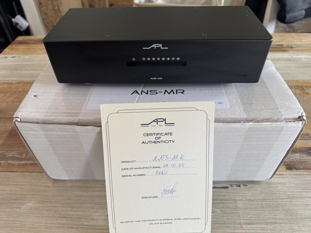 APL Hifi APL Hifi - Audiophile Grade Network Switch ANS-MR model