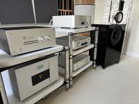 Goldmund Telos 800 Silver
