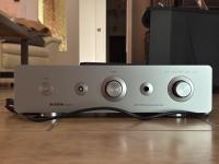 Sugden A21SE Signature mint silver as new.