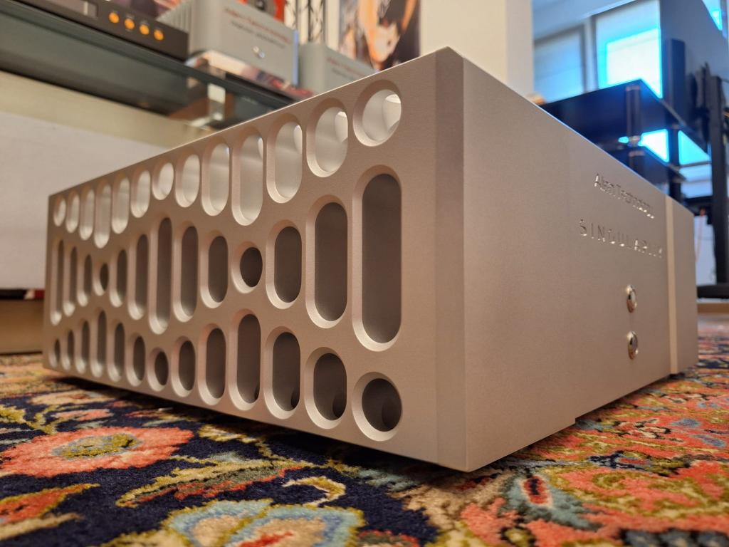 Diverse / Andere Alien Technology SINGULARITY - Dual Powersoft DigiMod 3000PFC in bridge