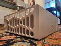 Alien Technology SINGULARITY - Dual Powersoft DigiMod 3000PFC in bridge