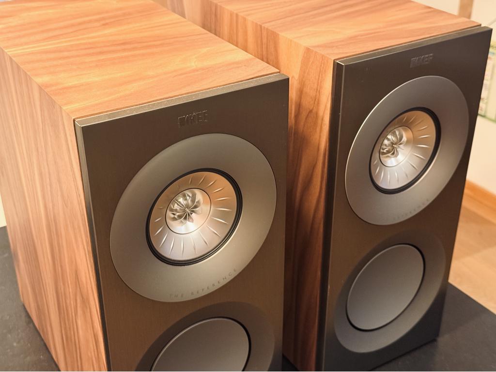 KEF Reference 1 Meta | Paar High End Regal-Lautsprecher