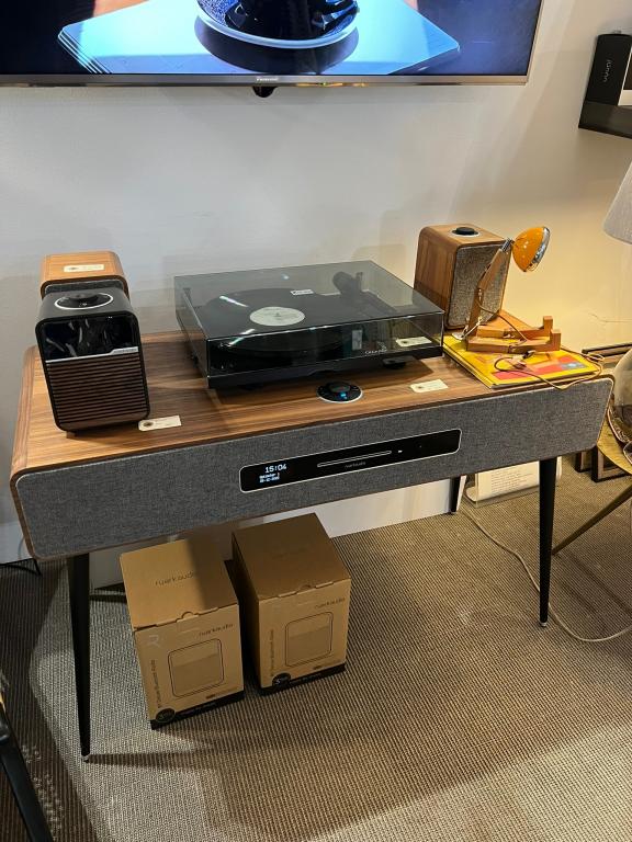 Ruark R7 MKIII (9379523260) | Ausstellungsstück | All-in-One-Geräte ...