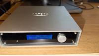 M2TECH YOUNG DSD DIGITAL-TO-ANALOG CONVERTER DIGITAL PREAMPLIFIER