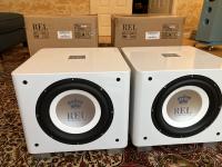 2x1 REL T/9X Subwoofer white, like new, remaining warranty