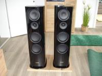 REFERENCE 3 – Pianolack schwarz – nur 9 Monate alt – top Gelegenheit