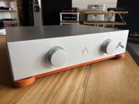 RSA-V10 with remote control RSR-11