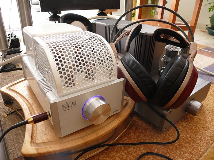 SOMMERAKTION: Glow Amp One Glow Amp: Klein, schön und gut.