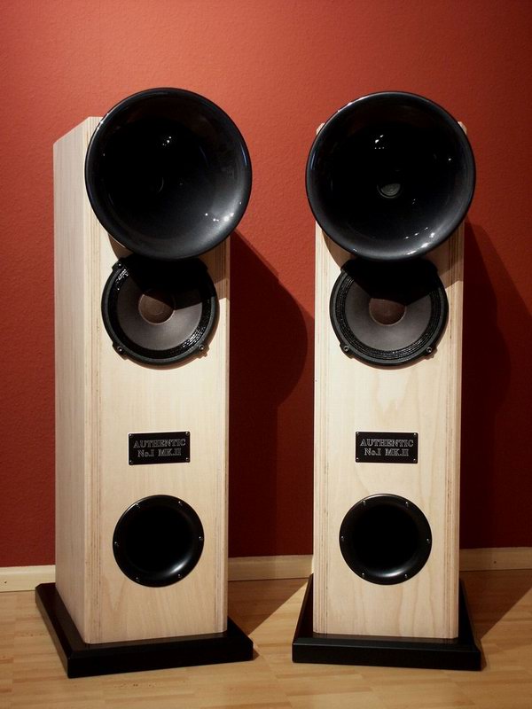 AUTHENTIC No.I MK.II - Kugelwellen-Hornlautsprecher