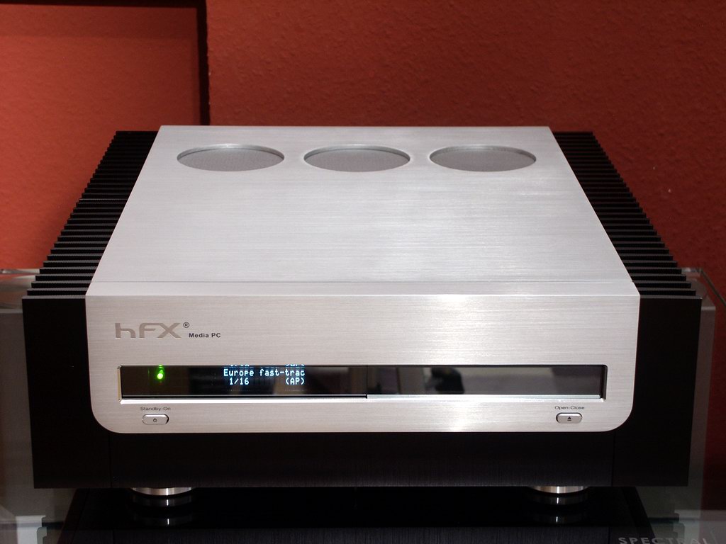 AUTHENTIC MediaCenter HFX, lüfterlos! AUTHENTIC MediaCenter HFX, lüfterlos!