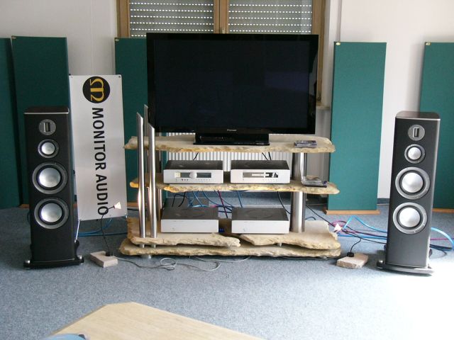 very british: Astintrew meets Monitor Audio Monitor Audio Platinum und Astintrew auf der Messe