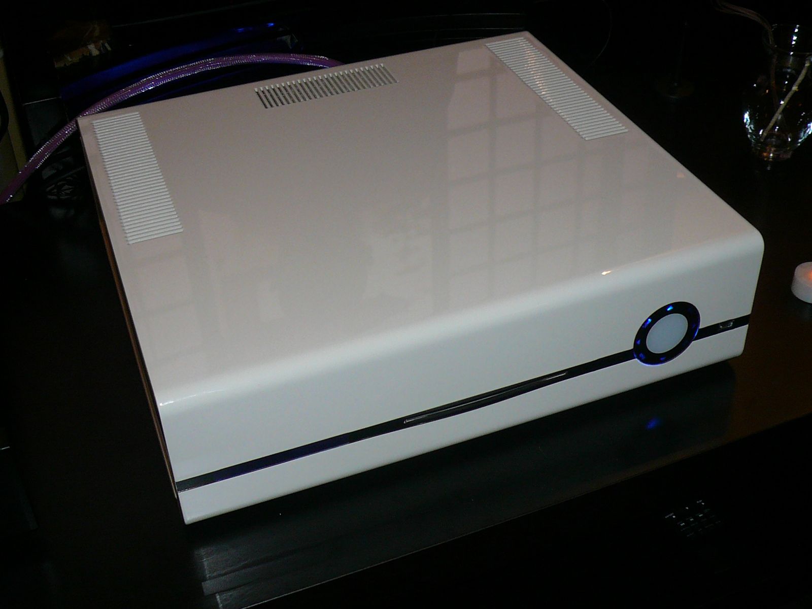 Electrocompaniet MAESTRO - die erste echte High-End All-in-one Lösung