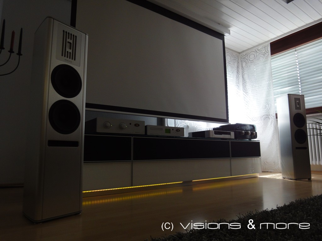 Erleben Sie die PIEGA Coax 70 bei VISIONS&MORE im Raum Stuttgart-Ulm Bild & Ton in Perfektion