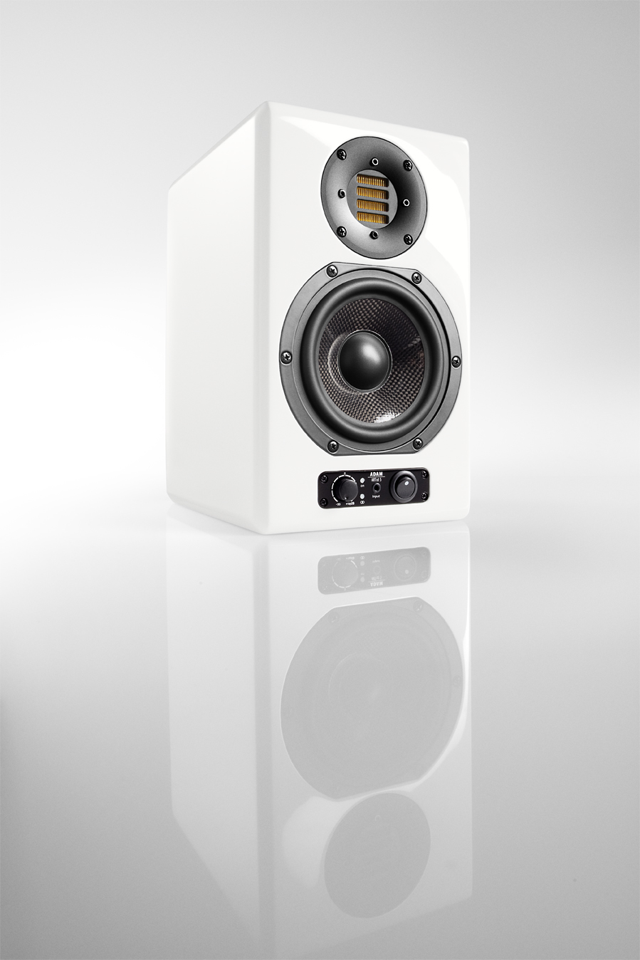 Neu im Programm bei Spreeaudio: Adam Audio ARTist Serie Adam Artist