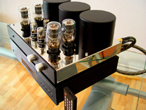 Balladaudio und NewEconomy BalladAudio Tube Amplifier & Tube CD Player