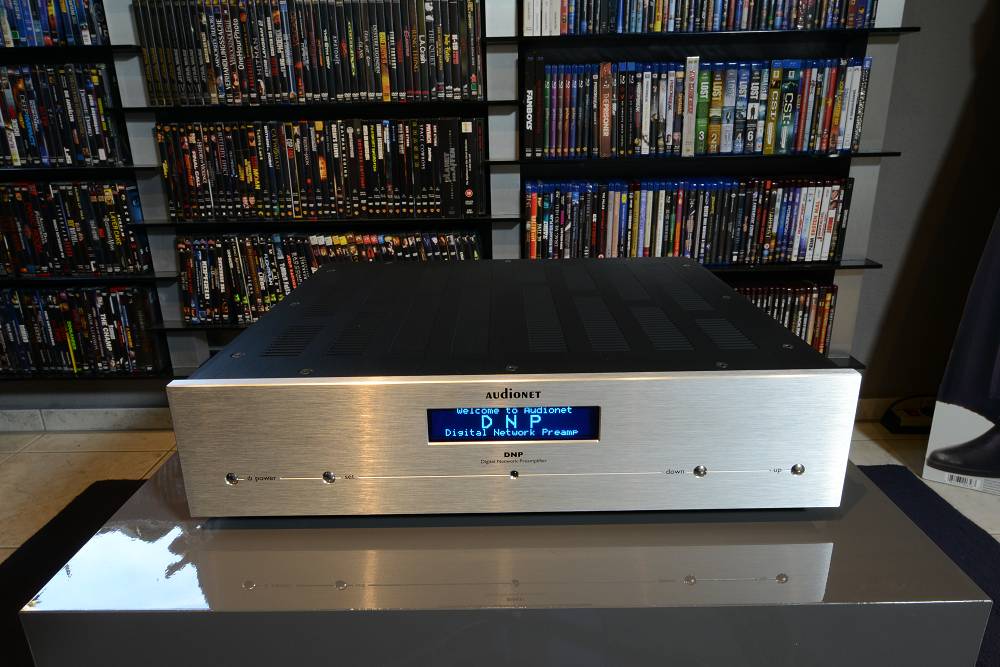 Audionet DNP - analoger UND digitaler Musikgenuss auf höchstem Niveau Audionet DNP in silber/blau