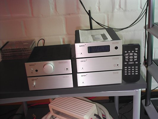 BRIK  High-End zum mini Preis BRIK Komponenten zum mini Preis