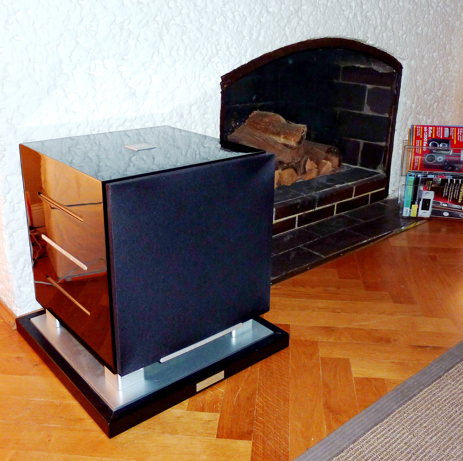 Mehr Spass mit Tiefbass ! Sub-Kultur mit REL Subwoofern