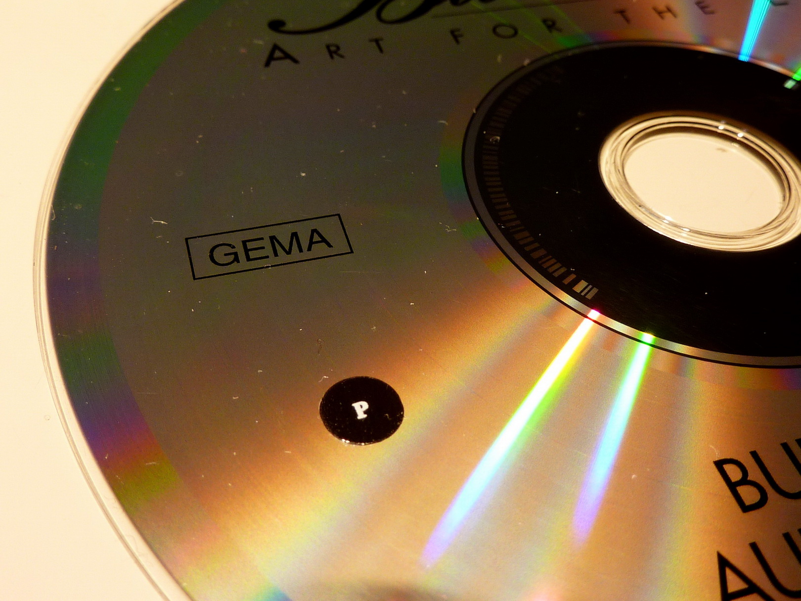 3.- Euro für mehr Klang ! CD-Aktivatorchip auf einer CD.