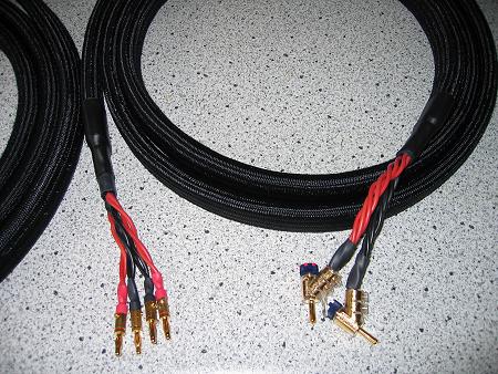 Echtes Biwire mit 2 Kabeln = aber optisch eine Einkabellösung! RALIC X1G-BW