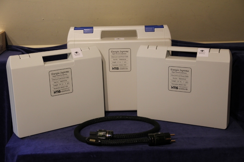 Surprema - die neuen Referenzkabel von HMS ... www.berlin-hifi.de  und 03322-2131655