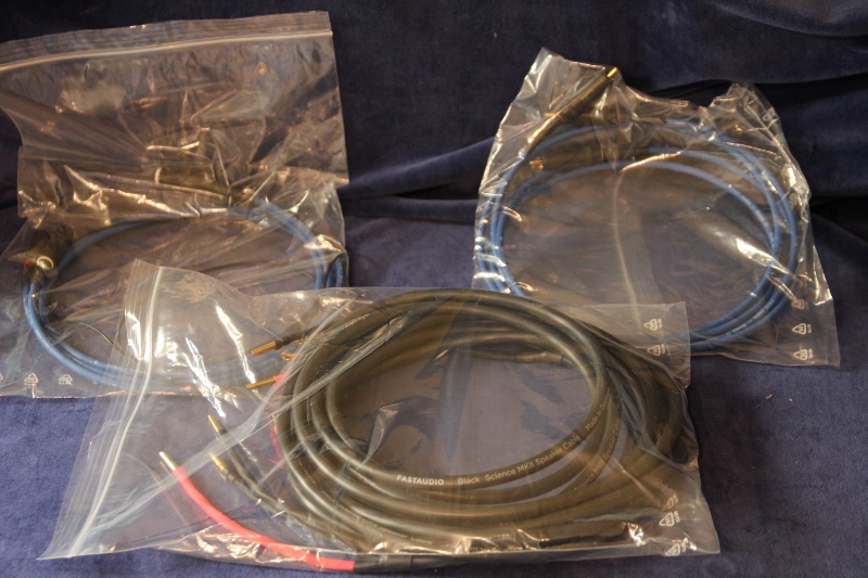 FAST Audio Kabel ... www.berlin-hifi.de  und 03322-2131655