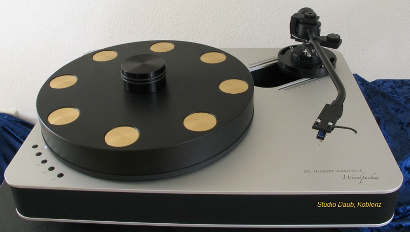 Dr. Feickert Woodpecker 2 mit 12\"-Tonarm + Inertia-Plattenteller