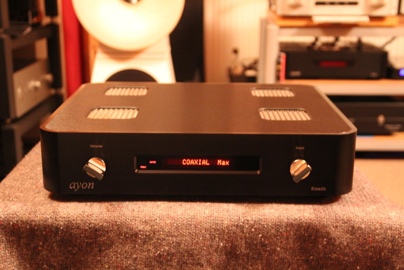 Ayon Stealth und Sigma in unserer Vorführung Foto vom Ayon Stealth