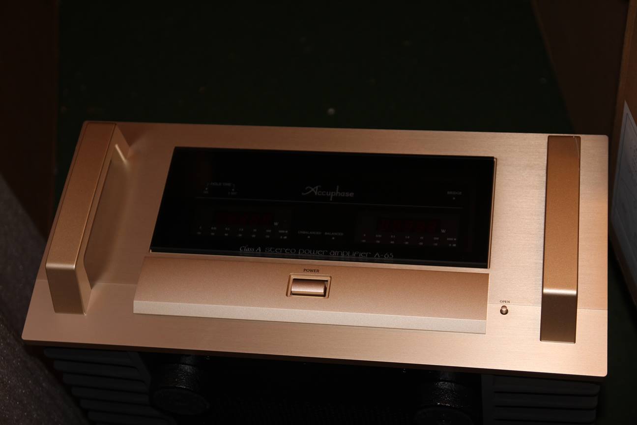 große Auswahl von hochkarätigen Endverstärkern... www.berlin-hifi.de  und 03322-2131655