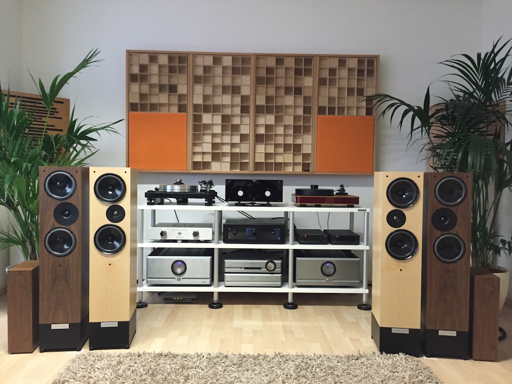 Neue Living Voice Lautsprecher 