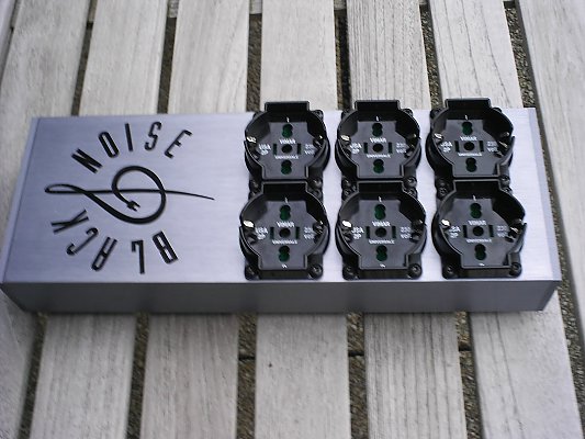 Black-Noise Netzleiste black-noise energy distributor