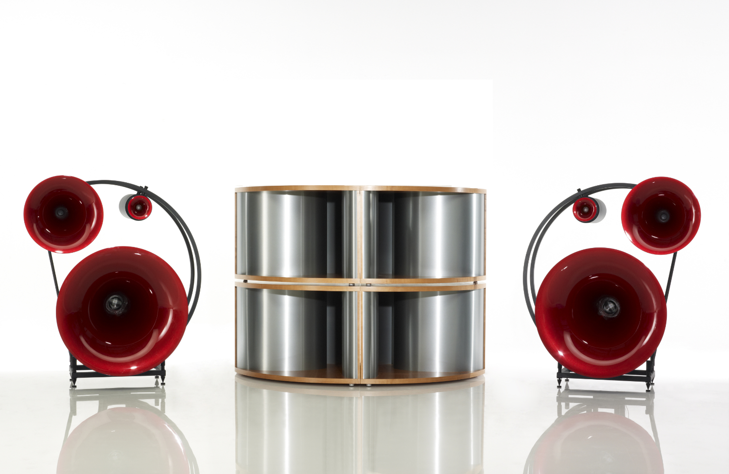 Faszination Hornlautsprecher: AVANTGARDE ACOUSTIC TRIO XD